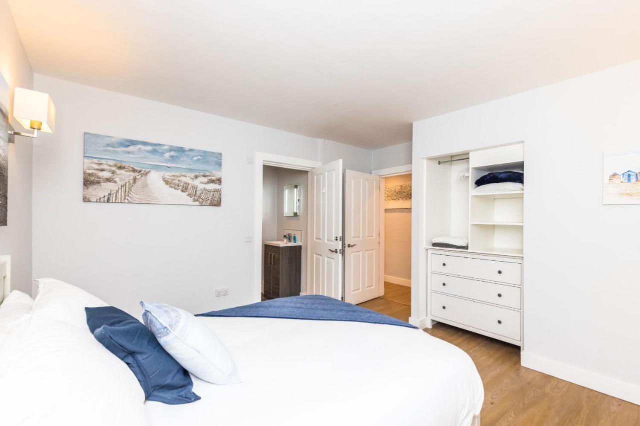 Luxury Modern 3 Bedroom Apartment In City Centre Édimbourg Extérieur photo