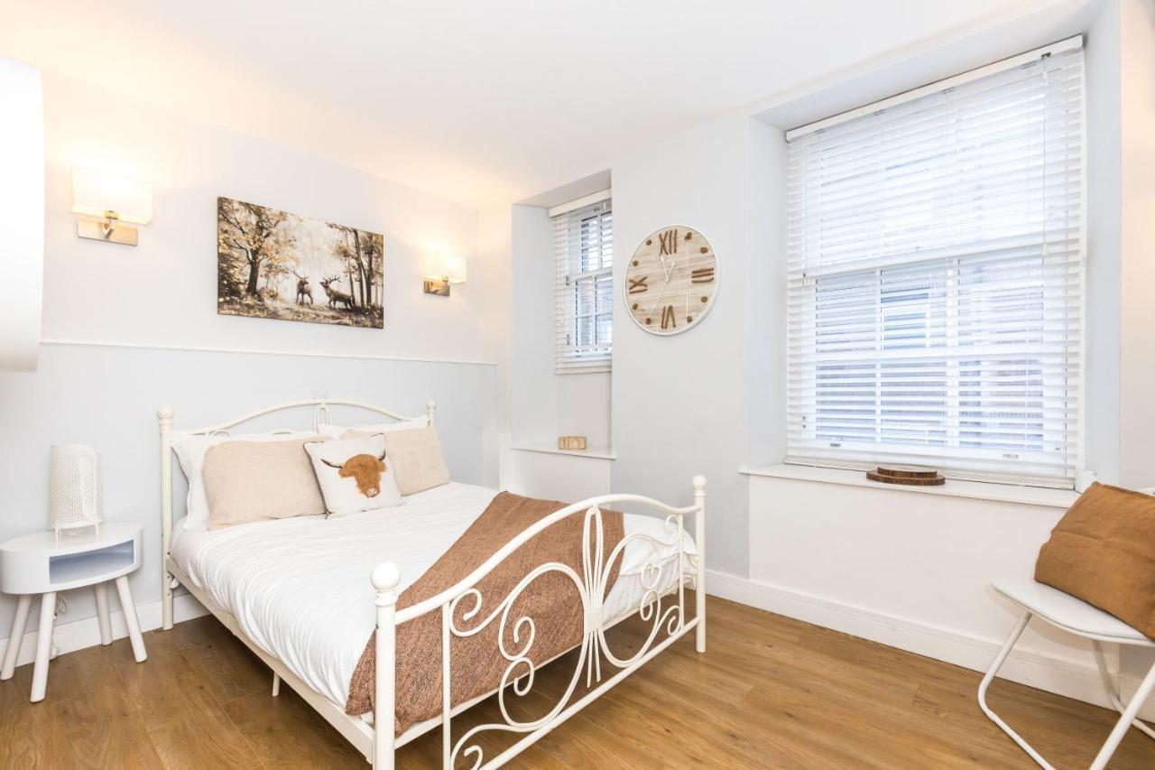 Luxury Modern 3 Bedroom Apartment In City Centre Édimbourg Extérieur photo