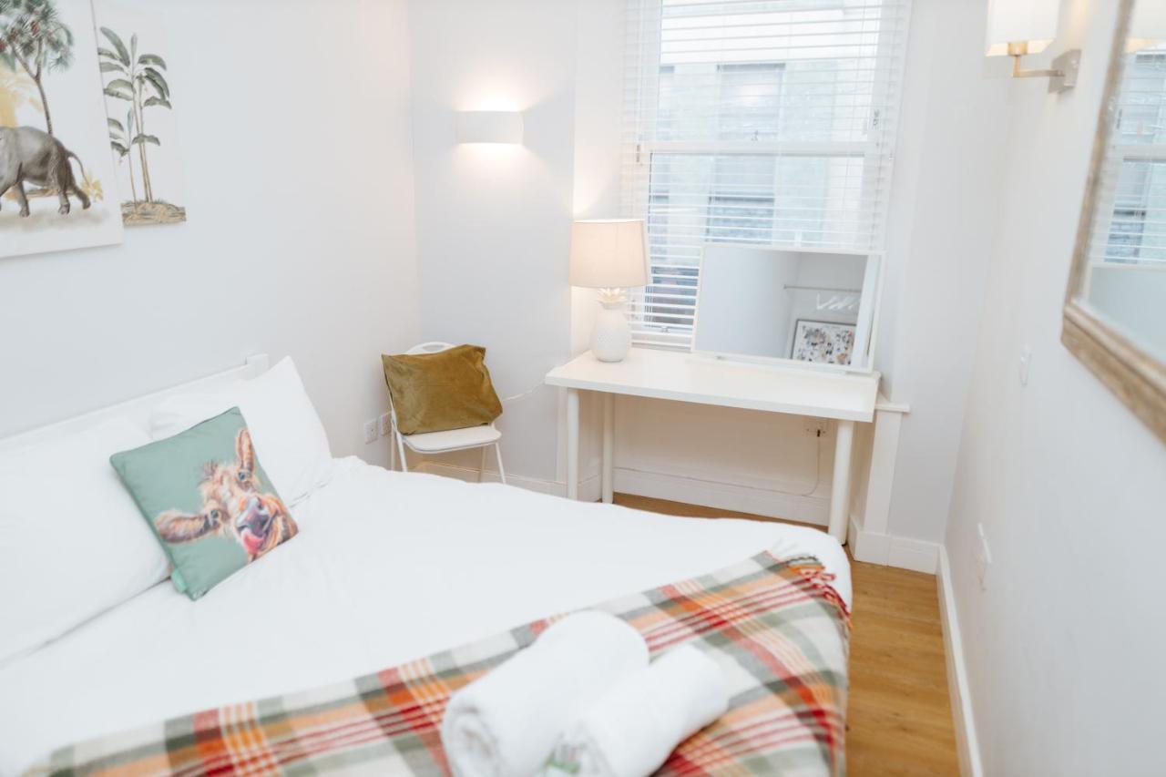 Luxury Modern 3 Bedroom Apartment In City Centre Édimbourg Extérieur photo