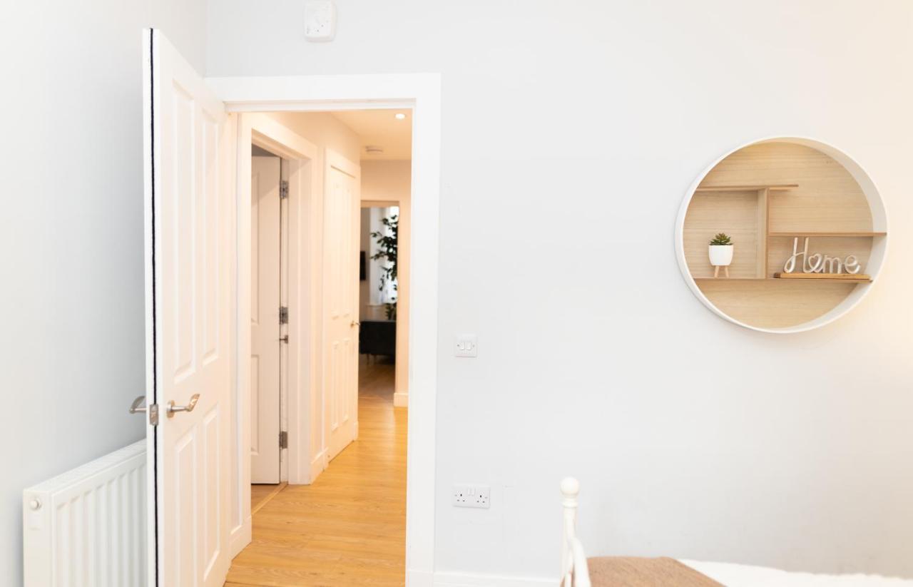 Luxury Modern 3 Bedroom Apartment In City Centre Édimbourg Extérieur photo