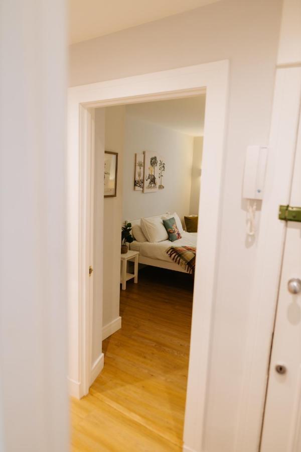 Luxury Modern 3 Bedroom Apartment In City Centre Édimbourg Extérieur photo