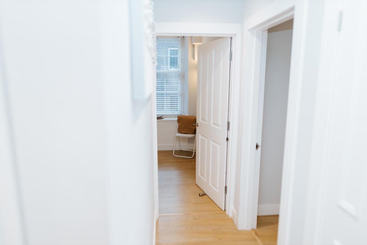 Luxury Modern 3 Bedroom Apartment In City Centre Édimbourg Extérieur photo