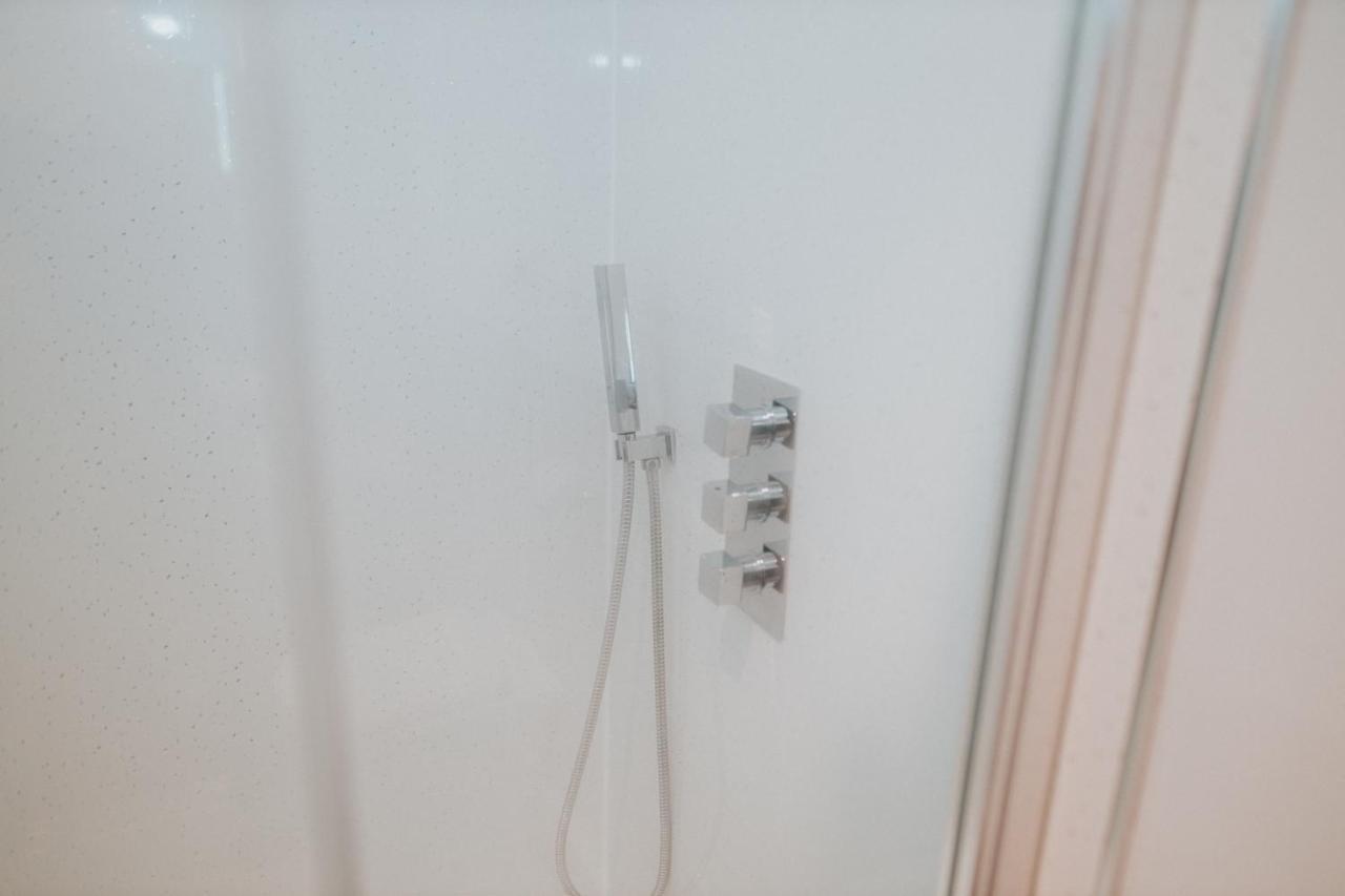 Luxury Modern 3 Bedroom Apartment In City Centre Édimbourg Extérieur photo